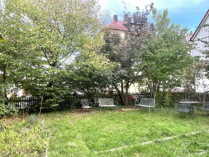 Belbe T3 au calme à Kriegshaber – Garten