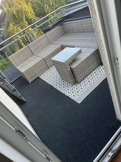 Exklusive 2 Zimmer DG Wohnung mit Loft-Charakter und zwei Dachterrassen in zentraler Lage – Foto 5