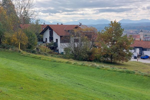 Sonnige 4-Zimmer Wohnung in Feldkirchen-Westerham mit Bergpanoramablick