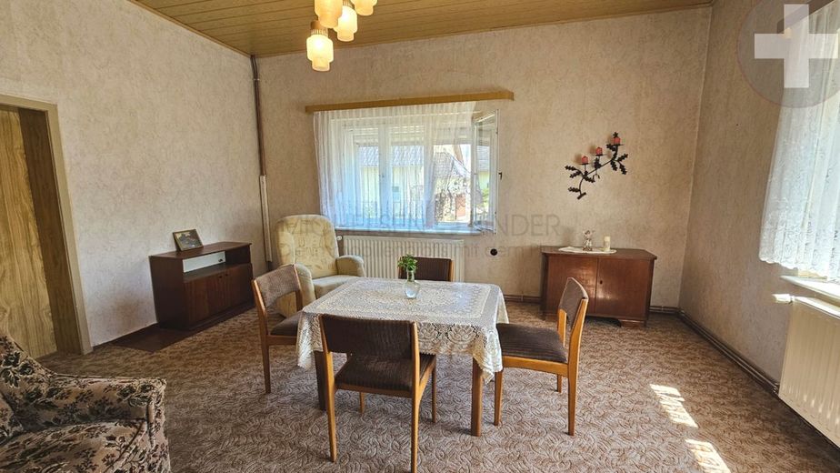 12_Erdgeschoss-Zimmer-01_ID209240513WU
