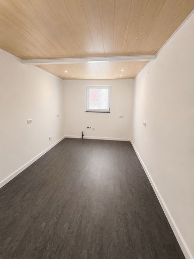 Neu saniertes Reihenendhaus in Harhausen mit Gartenanteil – Küche