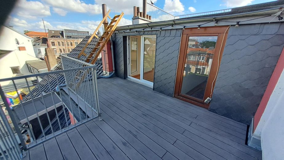 Residential and commercial building Vor dem Steintor from private owner – 3. Etage Balkon