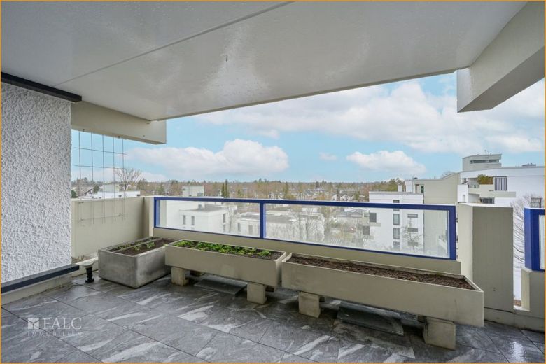 Südbalkon Wohnzimmer