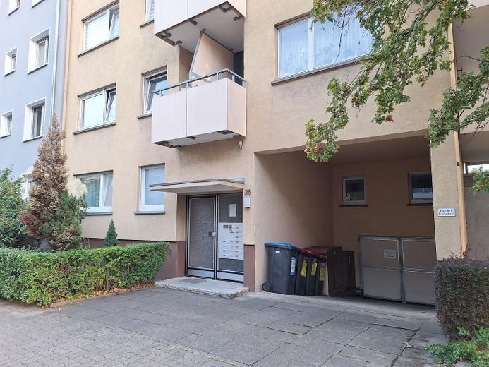 Gözde Südweststadt'ta 3 odalı daire – Außenansicht