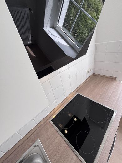 EG 3 Zi.-TOP Lage Schelfstadt, sanierter Altbau,sehr hell ,S/W Balkon,neue EBK – Foto 4