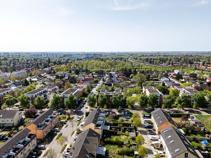 Bezugsfreie 3-Zimmer-Maisonettewohnung in grüner Lage – Altglienicke