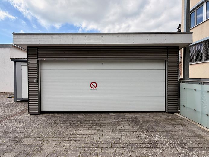 Limburg şehir merkezinde lüks penthouse – 196 m², katedral manzarası, whirlpool ve Gaggenau mutfak – Doppelgarage