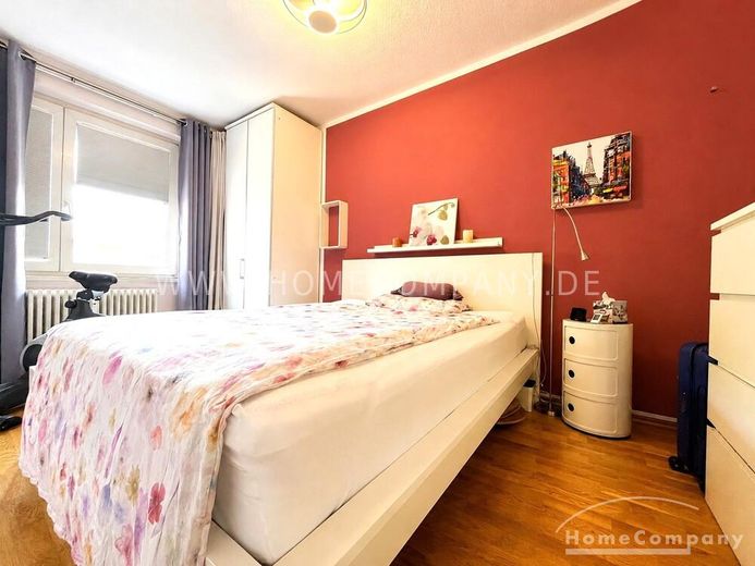 Innenstadt 8072686 Möblierte  &  komplett ausgestattete 2-Zimmerwohnung am Römer – 0e2a9c7ca7fc73a56586a0d364a53ff80905034c.jpg