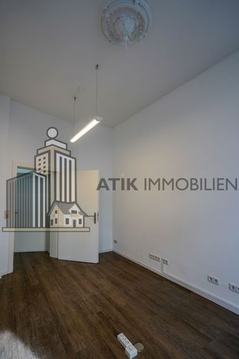 ATIK: Exklusive Bürofläche mit Altbaucharme und Terrasse im Zentrum - provisionsfrei – Innenansicht