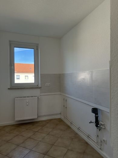 Frisch sanierte 3-Raumwohnung mit Balkon inklusive Einbauküche!!! – Küche