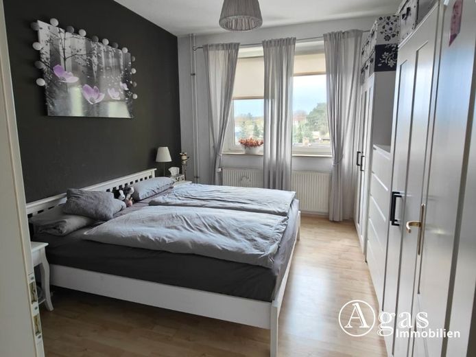 Schöne 3-Zimmer-Wohnung mit Wintergarten zentral in Eberswalde – Schlafzimmer