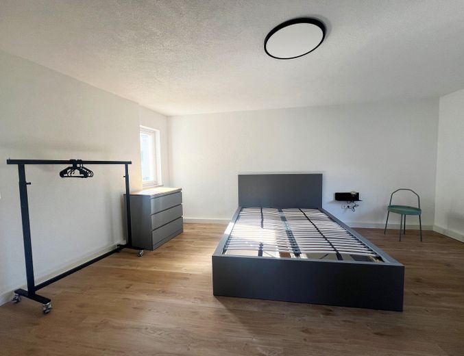 WG-Zimmer zum Wintersemester 2026/27 nähe Uni-Hohenheim – Zimmer01