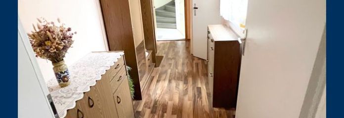 Sofort bezugsfertig: Große möblierte Wohnung in zentraler Lage in Groitzsch (Miete)