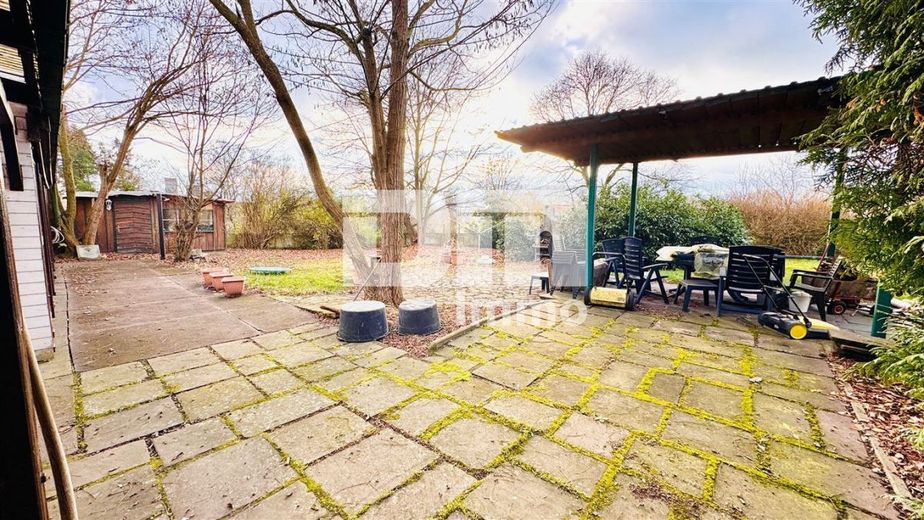 (R)eserviert!Laden-/Büro-/Lagerkomplex 
mit 300 m² Nutzfläche und Parkflächen – Terrasse / Teilüberdacht