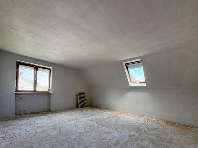 Zweifamilienhaus, teilvermietet, Wohnung im OG in Renovierung. Zentrale Lage Hamm/Sieg – Foto 9