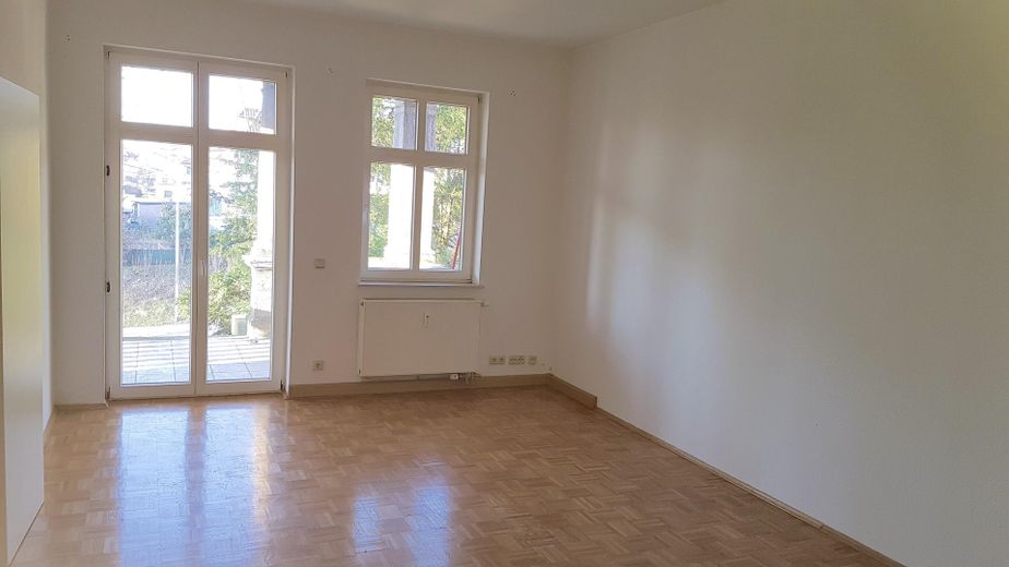 Charmante 2-Zi-Wohnung mit 2 Balkonen und Gartenzugang in Meiningen – फोटो 3