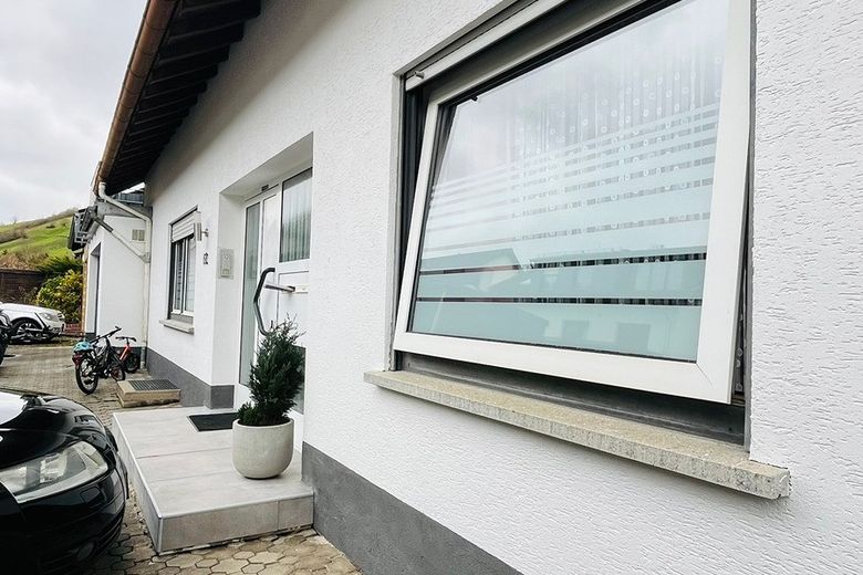 MFH mit 3 Eigentumswohnungen 6,57% Rendite – Foto 1