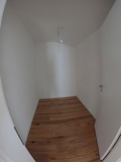 Nuova costruzione - Mansarda al primo ingresso, 75 m², subito disponibile! – Abstellraum 