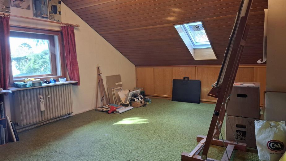 Freistehendes Einfamilienhaus in Bestlage von Wiesbaden-Bierstadt – Zimmer Dachgeschoss