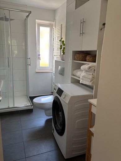 1A Lage- freie Wohnung mit EBK im Vorderen Westen m. Balkon + Garten / 3 ZKB Herkulesstr - Privat – फोटो 9