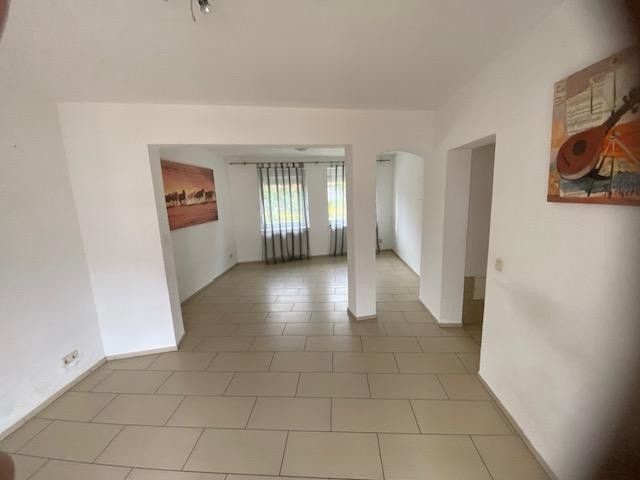 4‑Seiten‑Hof 8200 m², Teilfinanzierung mögl. Berlin-nah, für Pferde, Mehrgeneration, Gewerbe; Café – Esszimmer