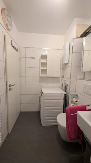 Badezimmer Ansicht 2