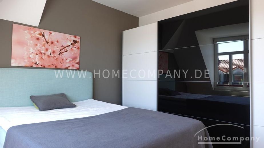 27987 HomeCompany Möbliert/Furnished Dachgeschoss-Wohnung in Leipzig-Schleußig max. 2 Personen – 37b1fa6624af3ee820a7465863a170877b8e8627.jpg