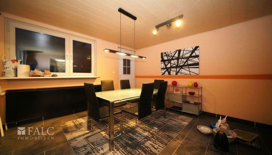 Charmantes EFH auf mehreren Ebenen inkl. Garage und historischem Gewölbekeller - FALC Immobilien HN – Schon Hunger? 1.OG (Vis.)