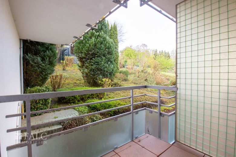 Neues Zuhause zu vergeben! – Balkon