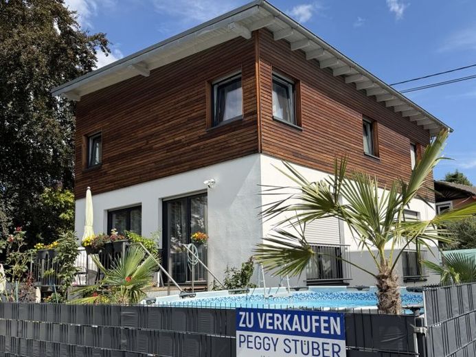 Proprietà residenziale moderna con doppio garage e attico a Unkel direttamente sul Reno! – Foto 1