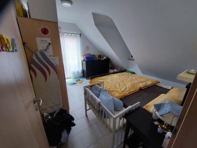 Schlafzimmer 1