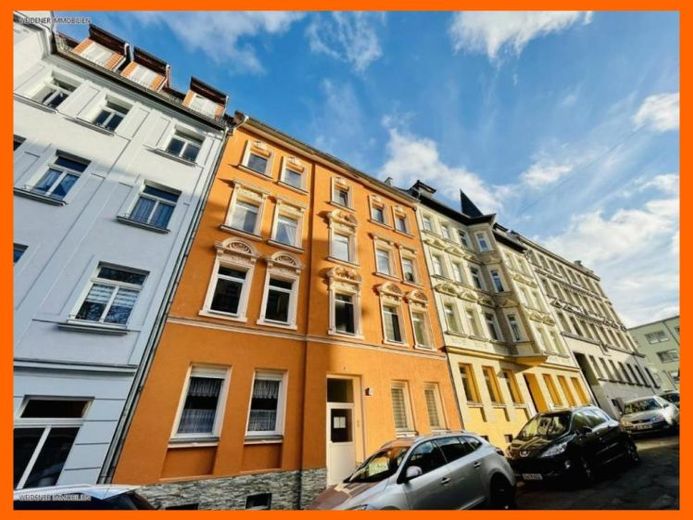 Sehr schöne 4-Raum Wohnung mit moderner Ausstattung und Balkon am Wintergarten! – फोटो 1
