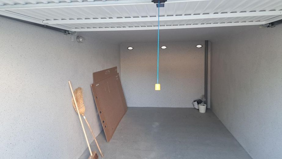 Wohnen am Freibad  Wallboxready – Gargage