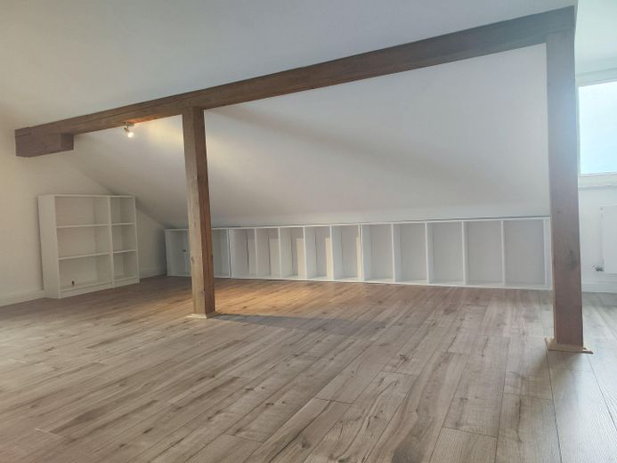 Über den Dächern von Deggendorf - renoviert - bezugsfrei - zentrumsnahe Höhenlage Nähe Klinikum – Foto 4