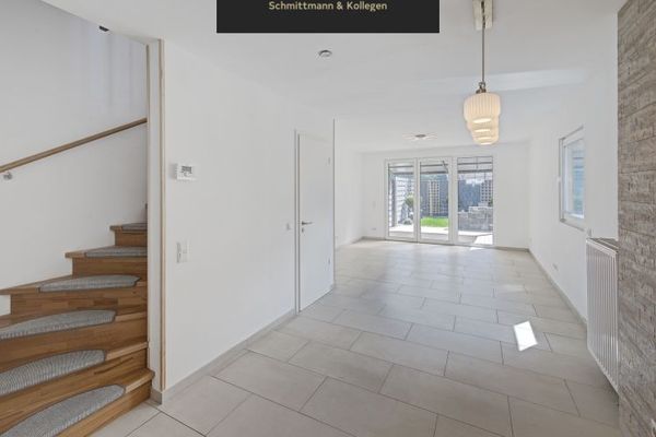 Einziehen & Wohlfühlen – Modernes Reihenendhaus mit idyllischem Garten