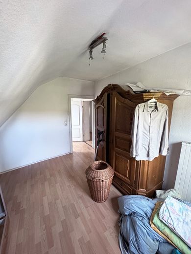 Charmantes Einfamilienhaus in Hanglage + Panoramablick Jünkerath – Foto 4