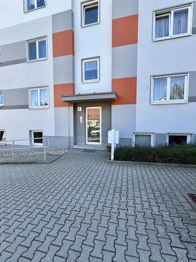 Yüksek kaliteli yenilenmiş 3 odalı çatı katı dairesi - Balkon ve Wilkau-Haßlau, Zwickau şehir sınırında sakin konum – Eingangsbereich
