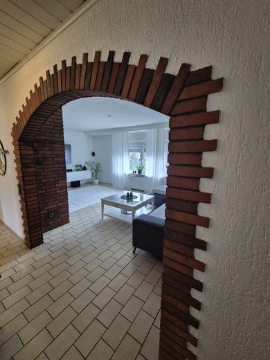 Eingang Blick ins Wohnzimmer