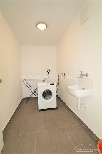 23164 HomeCompany Dresden Möbliert/Furnished Studio Dachgeschoß-Apartment in Dresden-Strehlen/Uninähe mit Terrasse! max. 2 Personen – 5d51a46d800daaba5c210371cf995681c98ac167.jpg