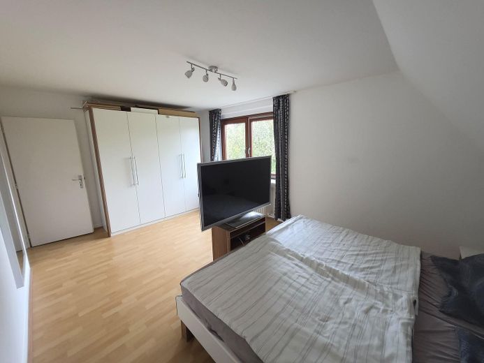3-kamerappartement op een zeer goede en rustige locatie in een eengezinswoning in Mölln – Foto 5