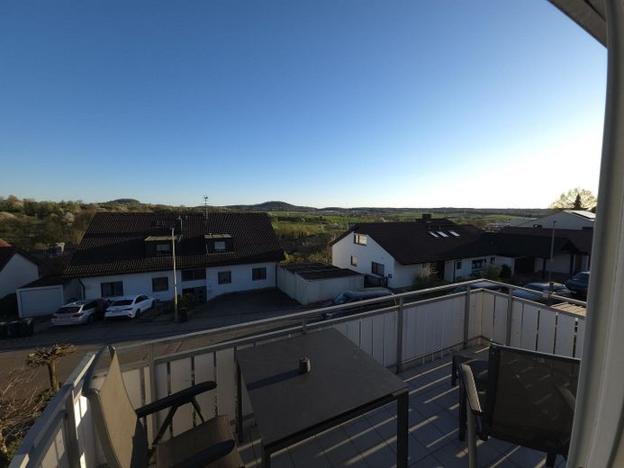 3,5 Zimmer mit Weitblick – clever geschnitten & provisionsfrei – Balkon mit Weitblick
