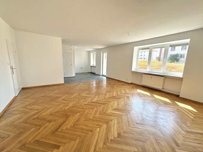 Familienfreundliche 3-Zimmer Wohnung in Kitzingen – Foto 3