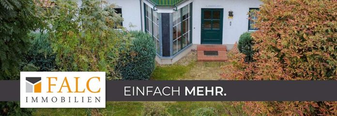 Schorfheide b. Berlin: 2 Wohnhäuser, 21 kWp PV, 4.050 m² Grundstück – Außenansicht Ferienhaus
