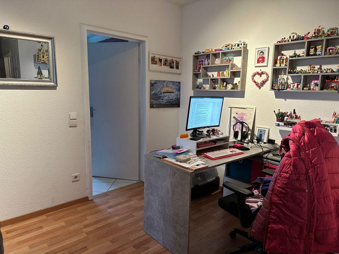 Helle und gut geschnittene 4,5 Zimmer Wohnung in Lampertheim! – फोटो 4