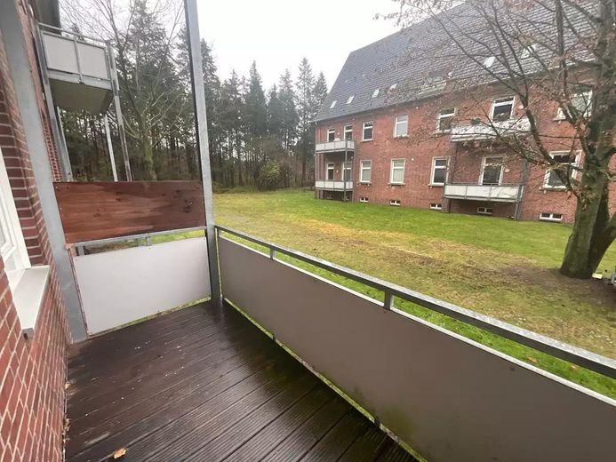 Hochparterre-Wohung mit großzügiger Wohnküche und Balkon – Foto 5