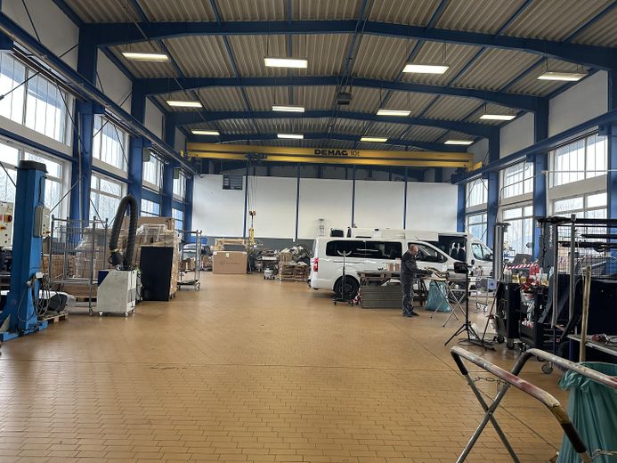 Parchim - 1.300m² Produktions- und Lagerhalle (teilbar ab 200m²) sowie 16.000m² Freifläche verfügbar – Foto 8