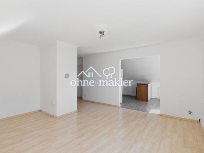 Gepflegte 2-Zimmer Wohnung mit EBK zentral in Idstein – Foto 1