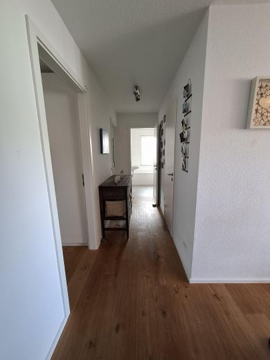 Zentrales Penthouse in Waiblingen mit großer Dachterrasse – Eingangsbereich