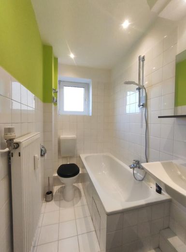 Helle, freundliche  2-Zimmer Wohnung in Hamburg-Uhlenhorst mit Balkon, courtagefrei – Foto 5