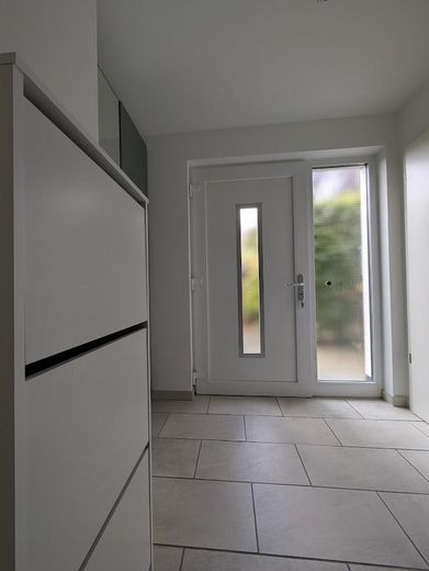 Casa di testa individuale di architetto con 4 locali a Schenefeld – Flur